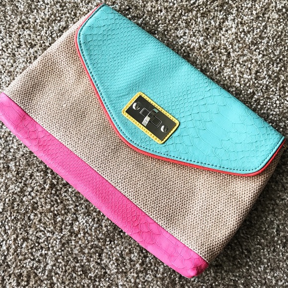 Handbags - NWOT Apt 9 Purse